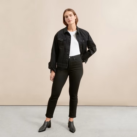 NWT Everlane The Boss Bootie. Size 7. Black pebbled leather. - Picture 4 of 10